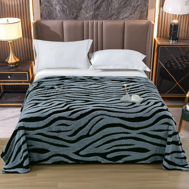 Mekana deka s tigrastim uzorkom (200x230)