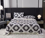 Deka HEX s krznom (200x230)